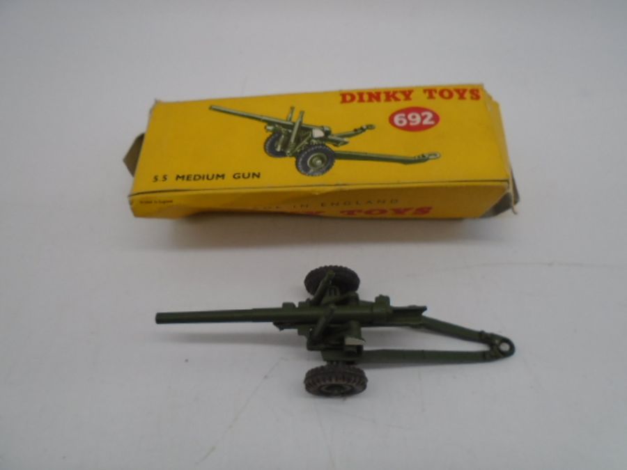 A collection of mainly Dinky Toys military die-cast vehicles and weapons including wagons, tanks, - Image 6 of 9