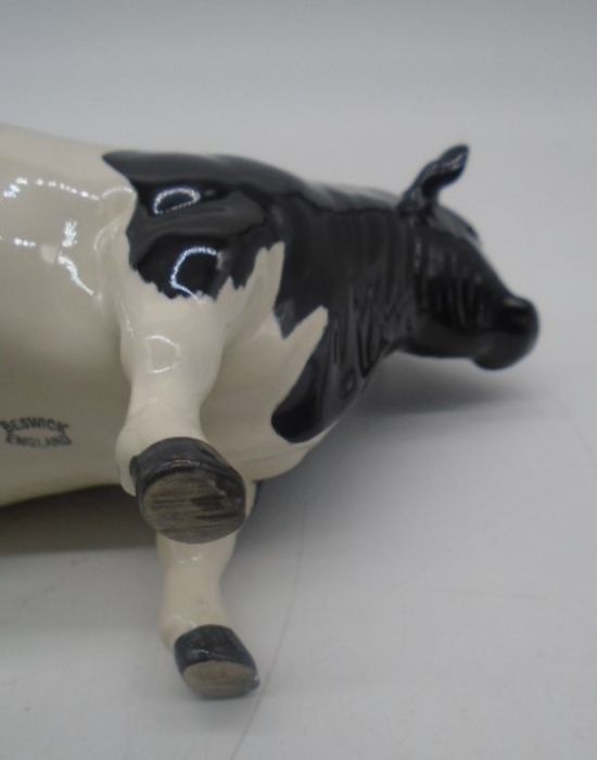 A Beswick Friesian bull - Image 13 of 15