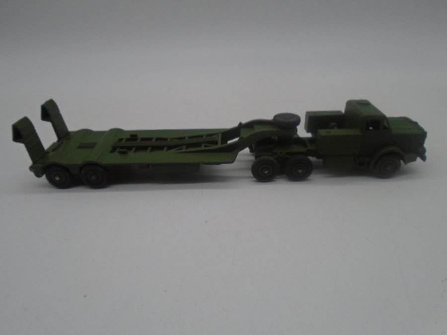 A vintage boxed Dinky Toys Tank Transporter (No 660) - Image 2 of 6