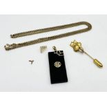A 9ct gold necklace (A/F) along with a cat themed 9ct gold tie pin and a Chinese pendant with gold