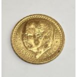 A 1945 Mexican 2 1/2 Pesos gold coin, weight 2.1g