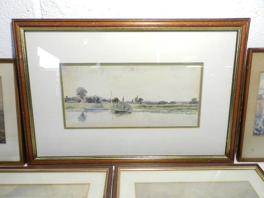 A quantity of framed watercolours depicting landscape and traditional scenes - Image 2 of 5