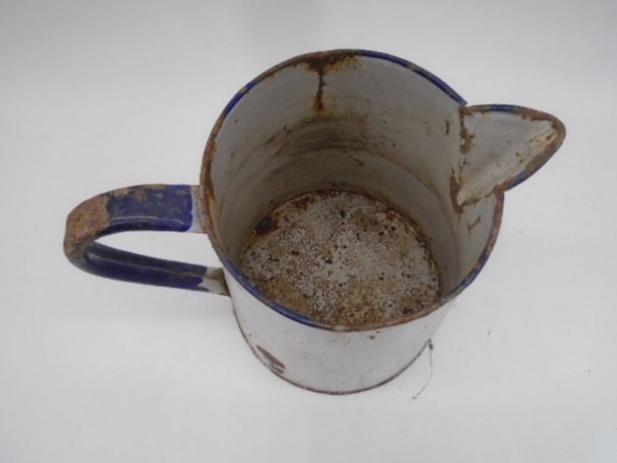 An enamelled lidded clothes boiler and jug, along with a wash bowl and jug etc - Image 7 of 13