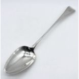 A Georgian hallmarked silver long handled serving spoon, weight 98.2g