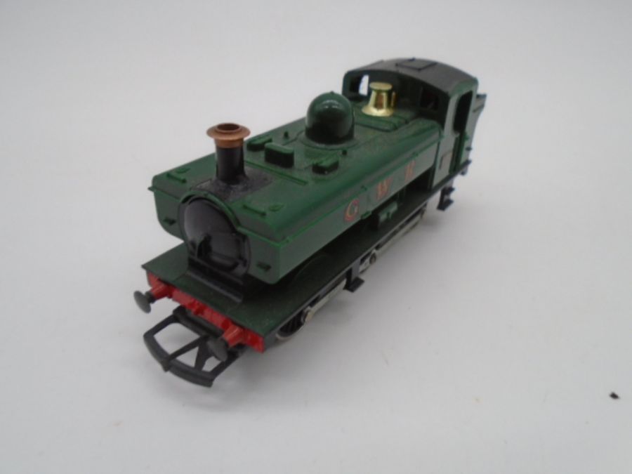 A collection of three boxed Hornby Railways OO gauge locomotives including GWR Hall Class 4-6-0 " - Image 23 of 24