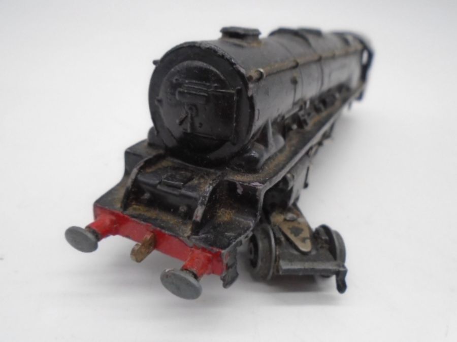 A collection of four model railway OO gauge steam locomotives including a Hornby Dublo "Duchess of - Image 9 of 19