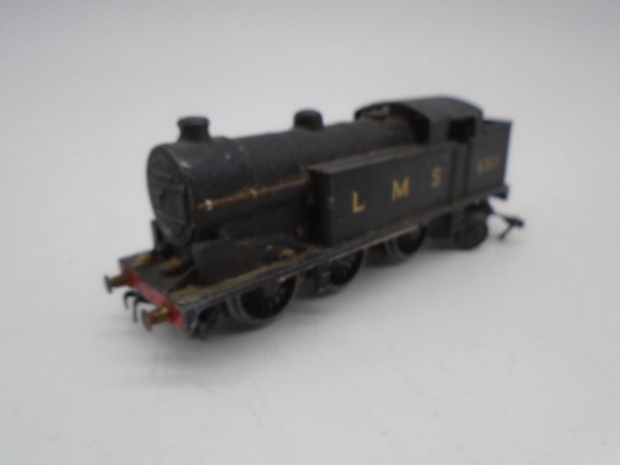 A collection of four model railway OO gauge steam locomotives including a Hornby Dublo "Duchess of - Image 10 of 19