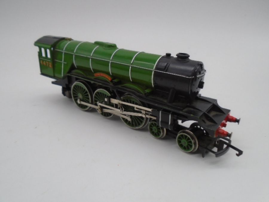 A collection of unboxed model railway OO gauge locomotives and rolling stock including a Mainline - Image 9 of 23