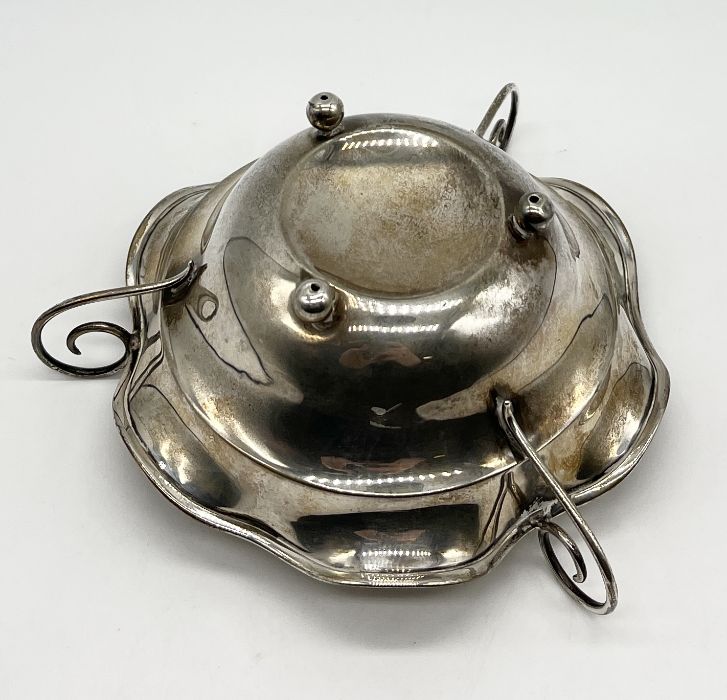 A silver 3 handled bowl with flared rim, weight 68.6g - Image 2 of 2