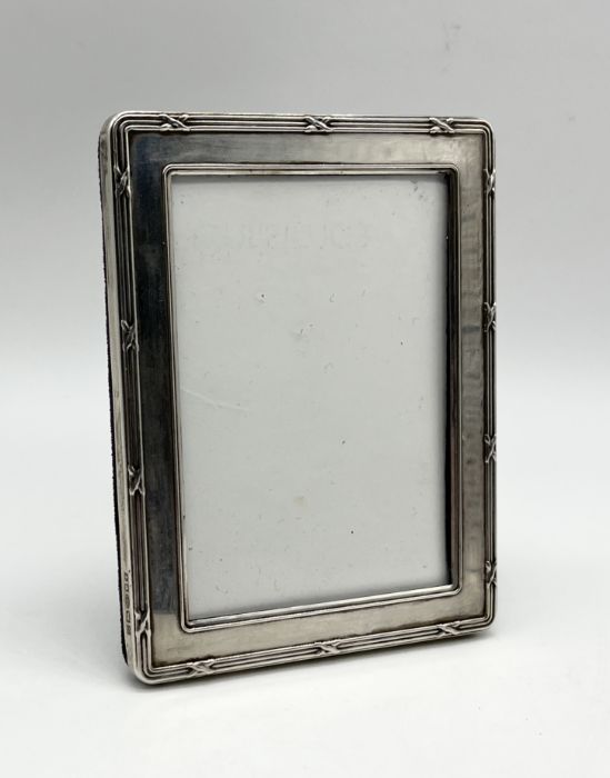 A small 925 silver photo frame