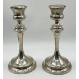 A pair of hallmarked silver candlesticks, Birmingham 1919, height 17cm