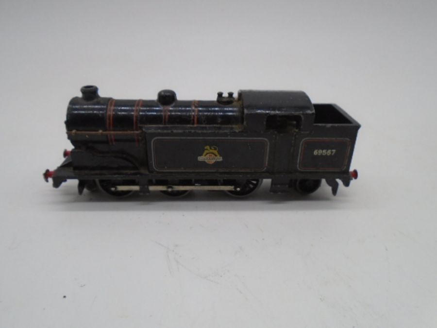 A collection of four model railway OO gauge steam locomotives including a Hornby Dublo "Duchess of - Image 14 of 19