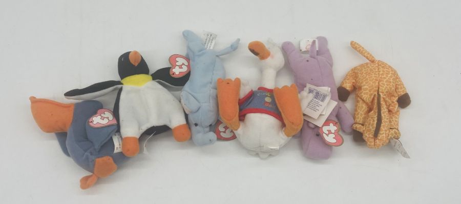 A collection of vintage dolls and soft toys including Winnie The Pooh, limited edition Gund teddy - Image 5 of 7