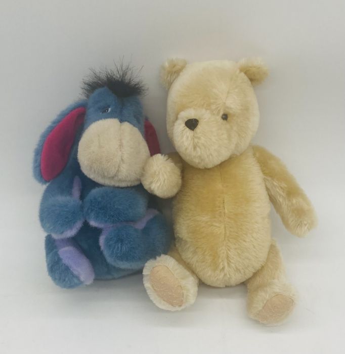 A collection of vintage dolls and soft toys including Winnie The Pooh, limited edition Gund teddy - Image 4 of 7