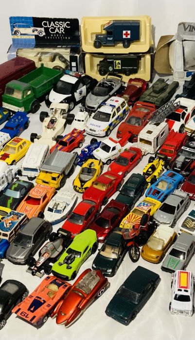 A collection of mainly die-cast vehicles including Matchbox, Burago, Corgi Toys, Dinky Supertoys, - Image 3 of 5