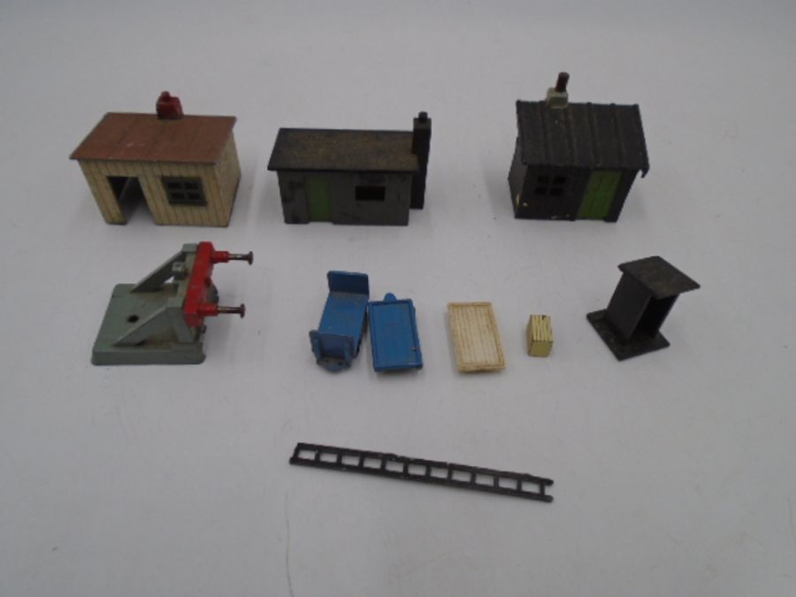 A collection of mainly Hornby Dublo OO gauge model railway accessories including railway signals, - Image 7 of 11