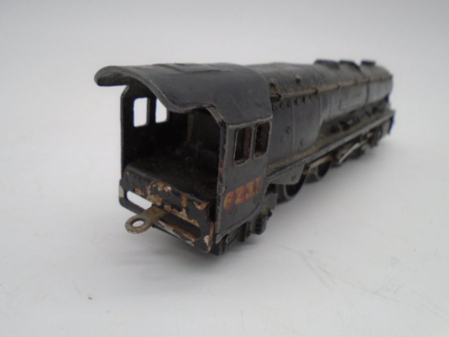 A collection of four model railway OO gauge steam locomotives including a Hornby Dublo "Duchess of - Image 8 of 19