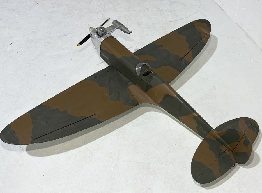 A vintage hand built radio controlled model of a Spitfire, wingspan 140cm, no controller present - Image 5 of 5