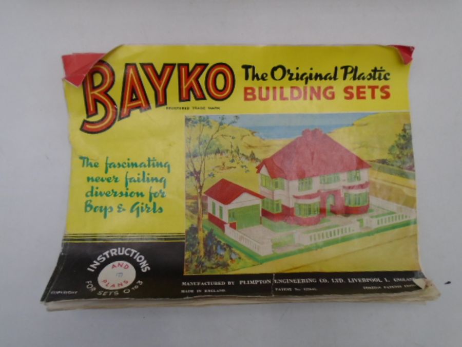 A Bayko plastic building set - unchecked - Image 2 of 5