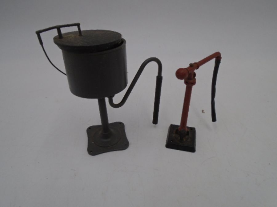 A collection of mainly Hornby Dublo OO gauge model railway accessories including railway signals, - Image 8 of 11