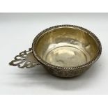 A Sterling silver Quaich style drinking bowl/bleeding bowl, weight 88.6g