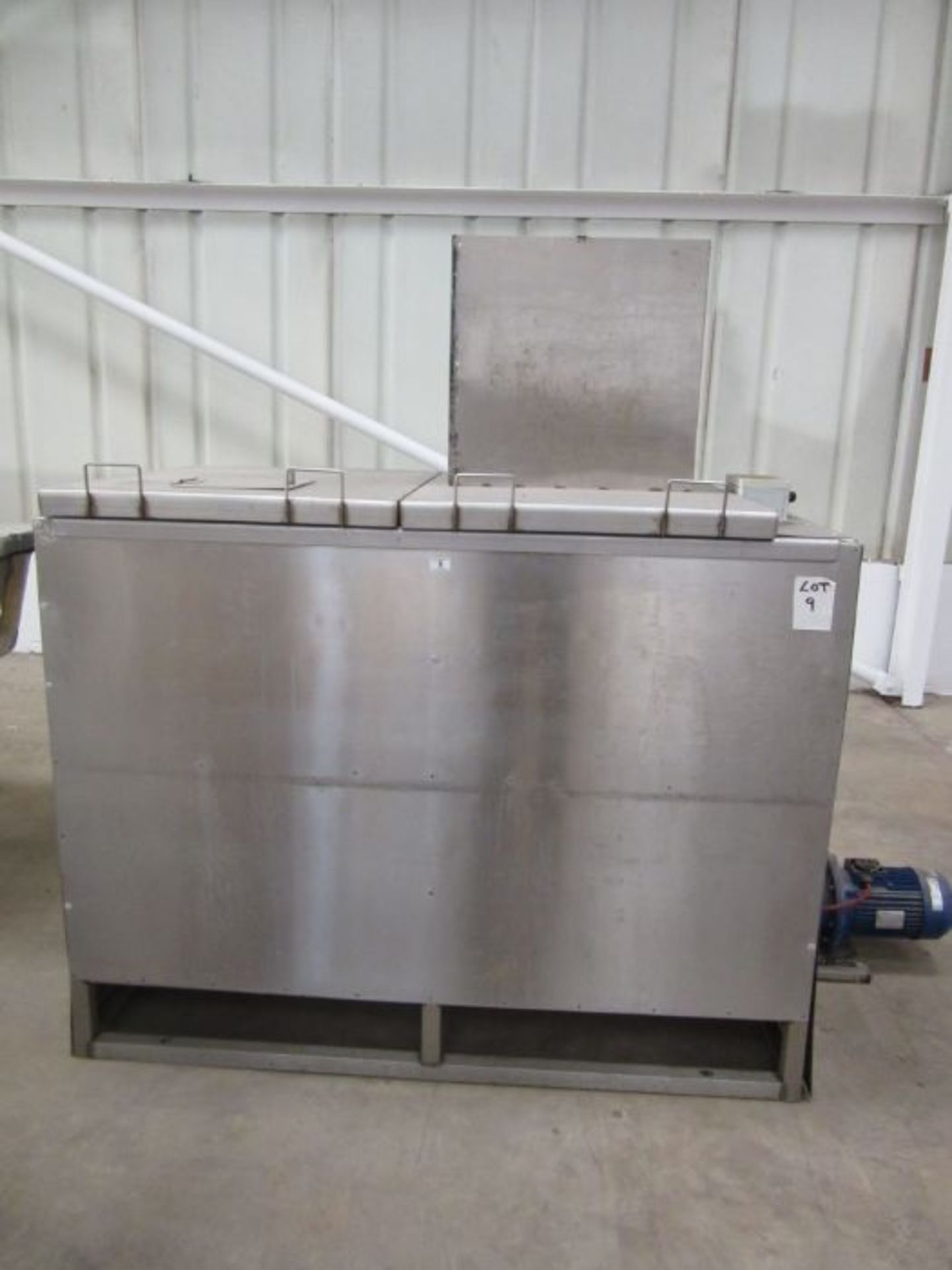 A stainless steel bath