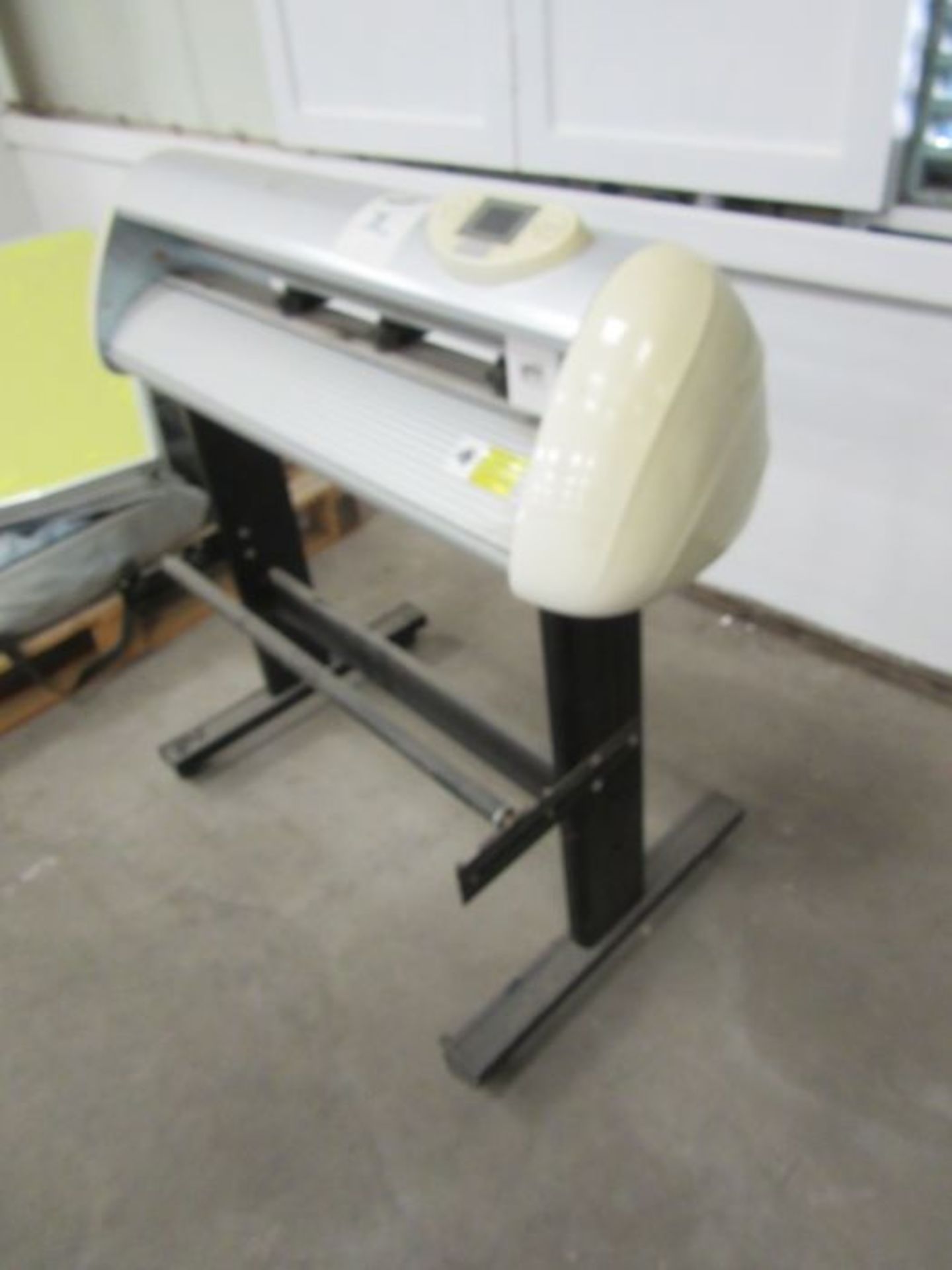 Creation CT630H vinyl cutter - Image 2 of 3