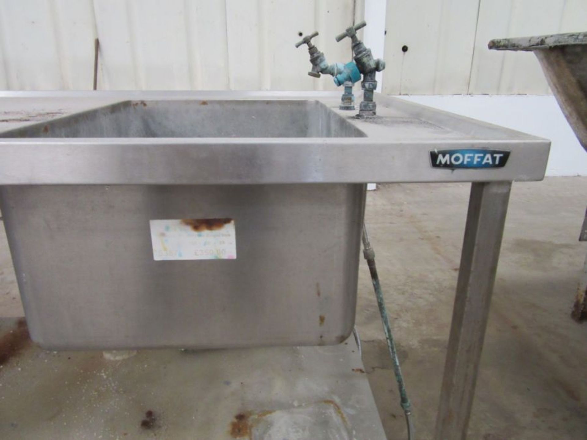 An industrial stainless steel sink unit - Image 3 of 4