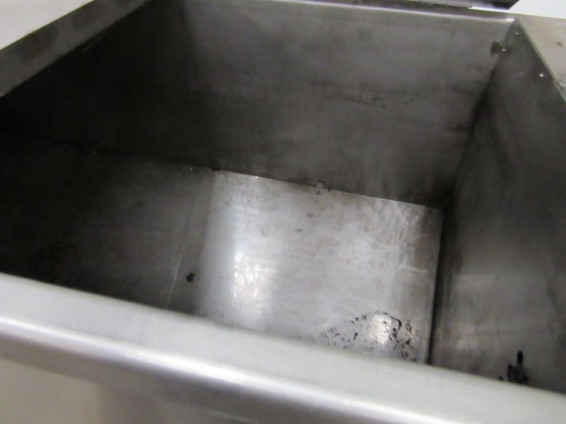 A stainless steel bath - Image 4 of 4