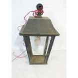 A vintage street lamp style outside lamp, no glass.