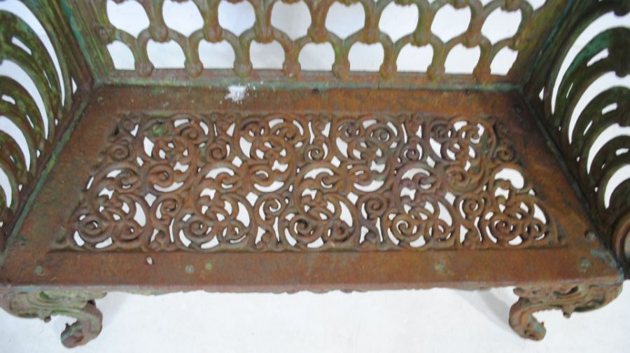 A Victorian weathered cast iron bench with ornate detailing - length 110cm - Image 5 of 7