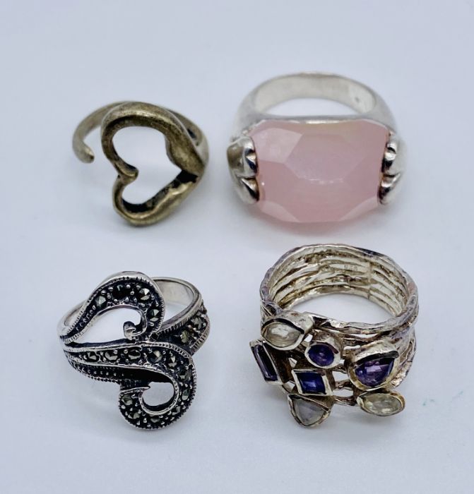 A collection of 925 silver and similar jewellery, Tiffany ring with box, silver pill box etc. - Image 3 of 4