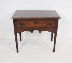 A Georgian oak side table with single drawer - length 84cm, depth 48.5cm, height 74.5cm