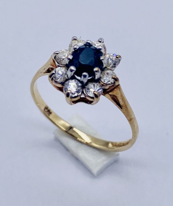 A 9ct gold sapphire cluster ring