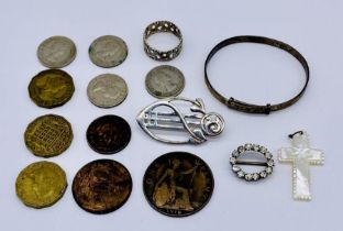 A Rennie Mackintosh inspired 925 silver brooch along with a silver child's bracelet, coins etc.