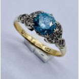 A 9ct gold ring set with an aquamarine