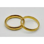 Two 22ct gold wedding bands, weight 8.6g