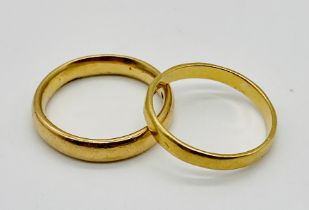 Two 22ct gold wedding bands, weight 8.6g
