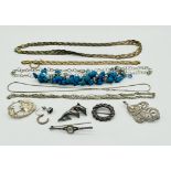 A collection of 925 silver jewellery