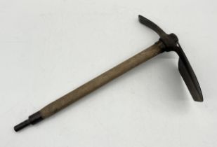 WW1 British Army entrenching tool with broad arrow mark dated 1941