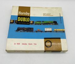 A Hornby Dublo 2 Rail Set 2050 Southern Suburban Electric Train set in original box