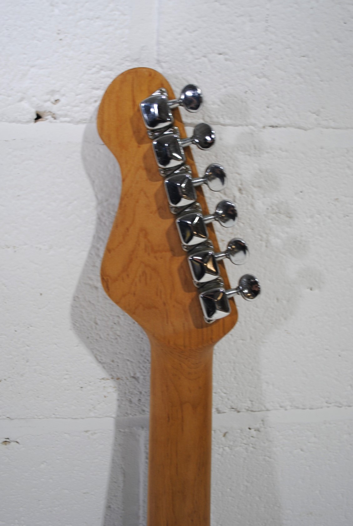 An Encore Stratocaster electric guitar - no strings - Image 8 of 8