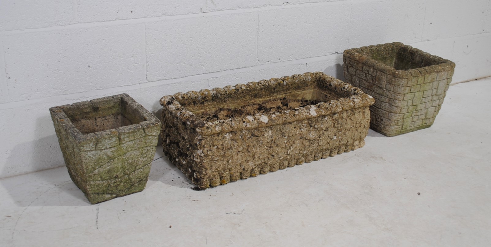 Three reconstituted stone garden planters - Image 3 of 4