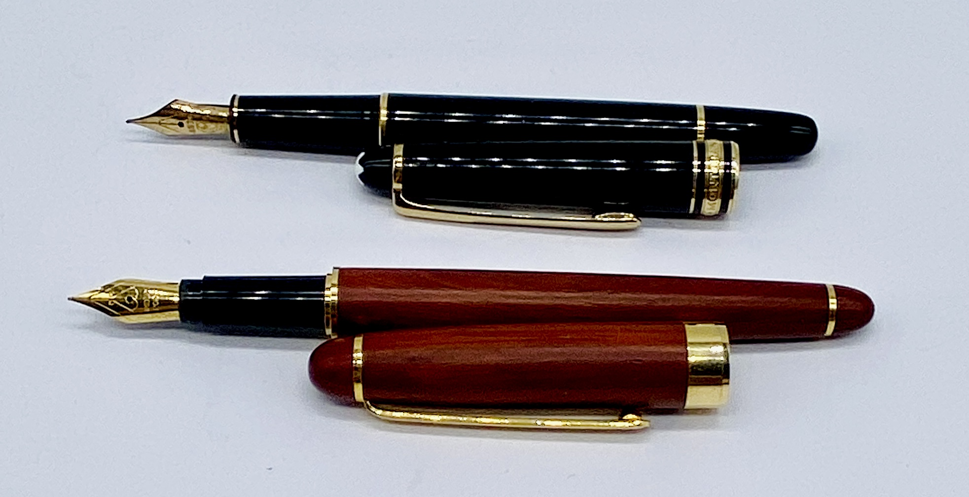 A Mont Blanc Meisterstuck fountain pen along with one other - Image 4 of 5