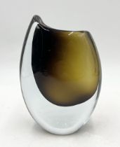 Gunnar Nylund (Swedish, 1904-1997) for Strombergshyttan 'Shark Tooth' glass vase, model B884 18cm