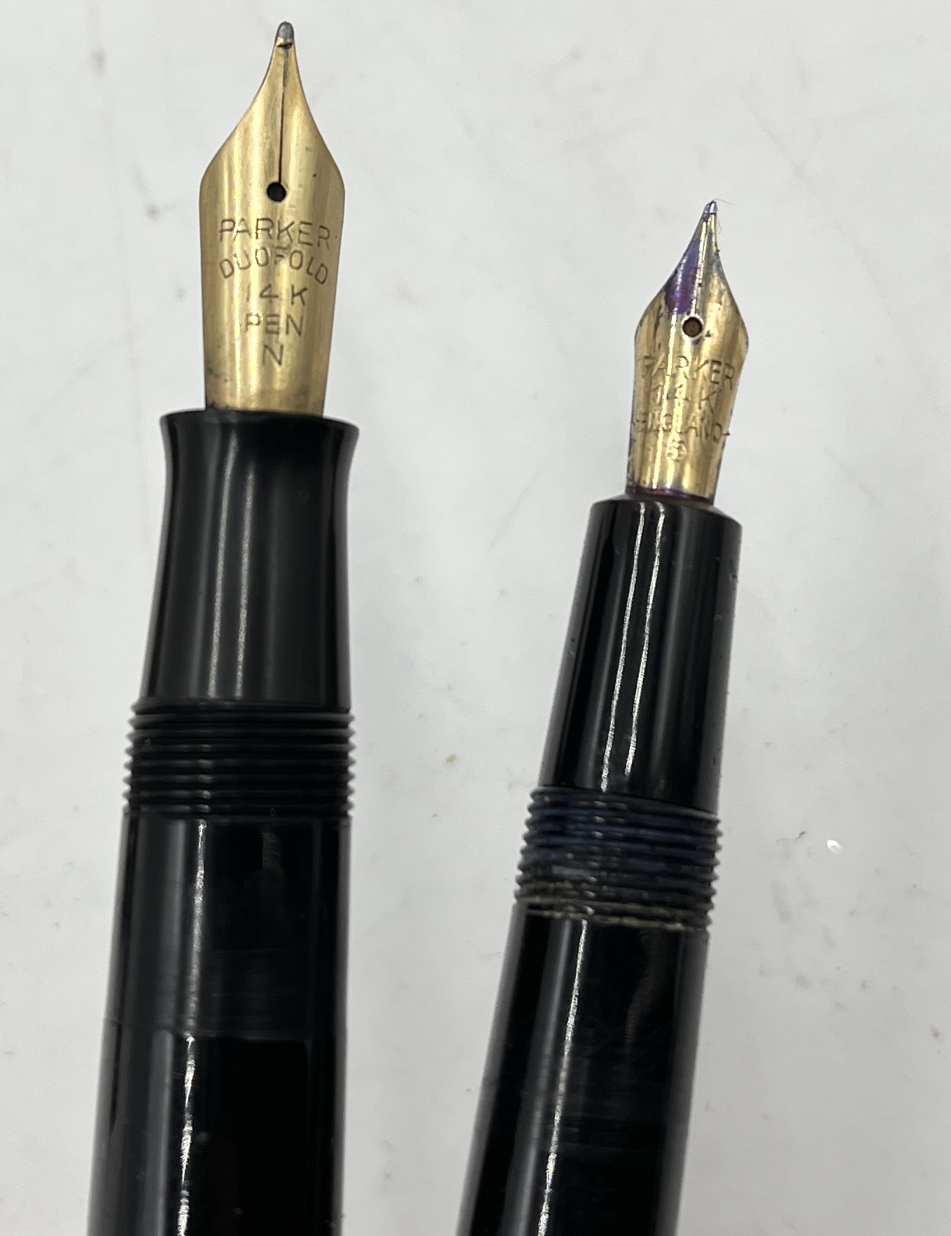 A cased Parker 61 gold plated fountain pen along with a Parker Duofold and a Parker Slimfold - Image 3 of 3