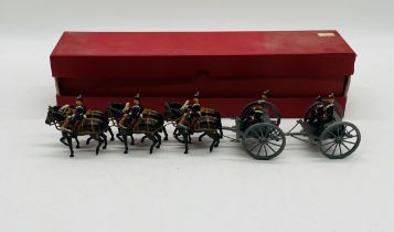 A boxed Britains Royal Field Artillery 1890 Wagon Body & Wagon Limber metal figurine set, comprising