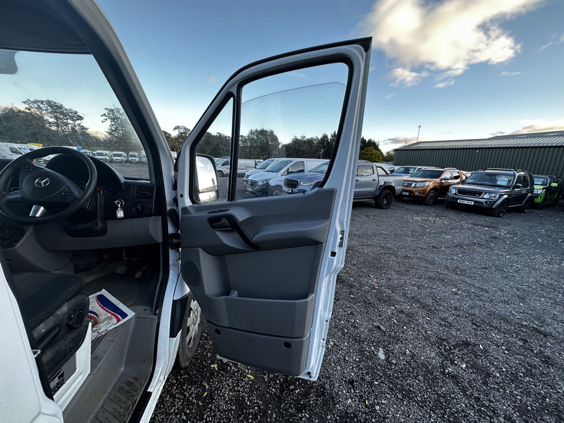 YJ18MZL Model: 2018 MERCEDES SPRINTER 314 CDI XLWB DROPSIDE EURO 6 BARGAIN - Image 14 of 17