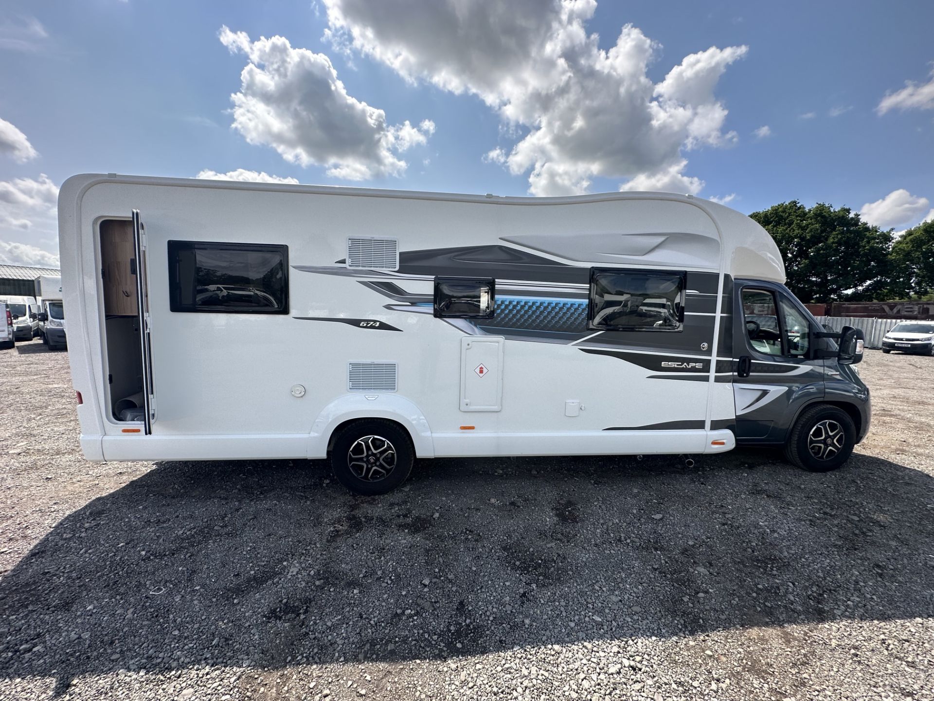 YS22CTU Model: 2022 FIAT DUCATO SWIFT ESCAPE 674 AUTOMATIC MOTORHOME - Image 24 of 37