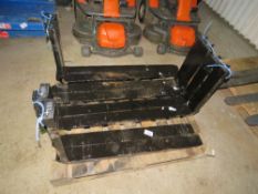 4 X PAIRS OF FORKLIFT TINES, TO SUIT 16" CARRIAGE, 1M & 1.2M LENGTH APPROX.